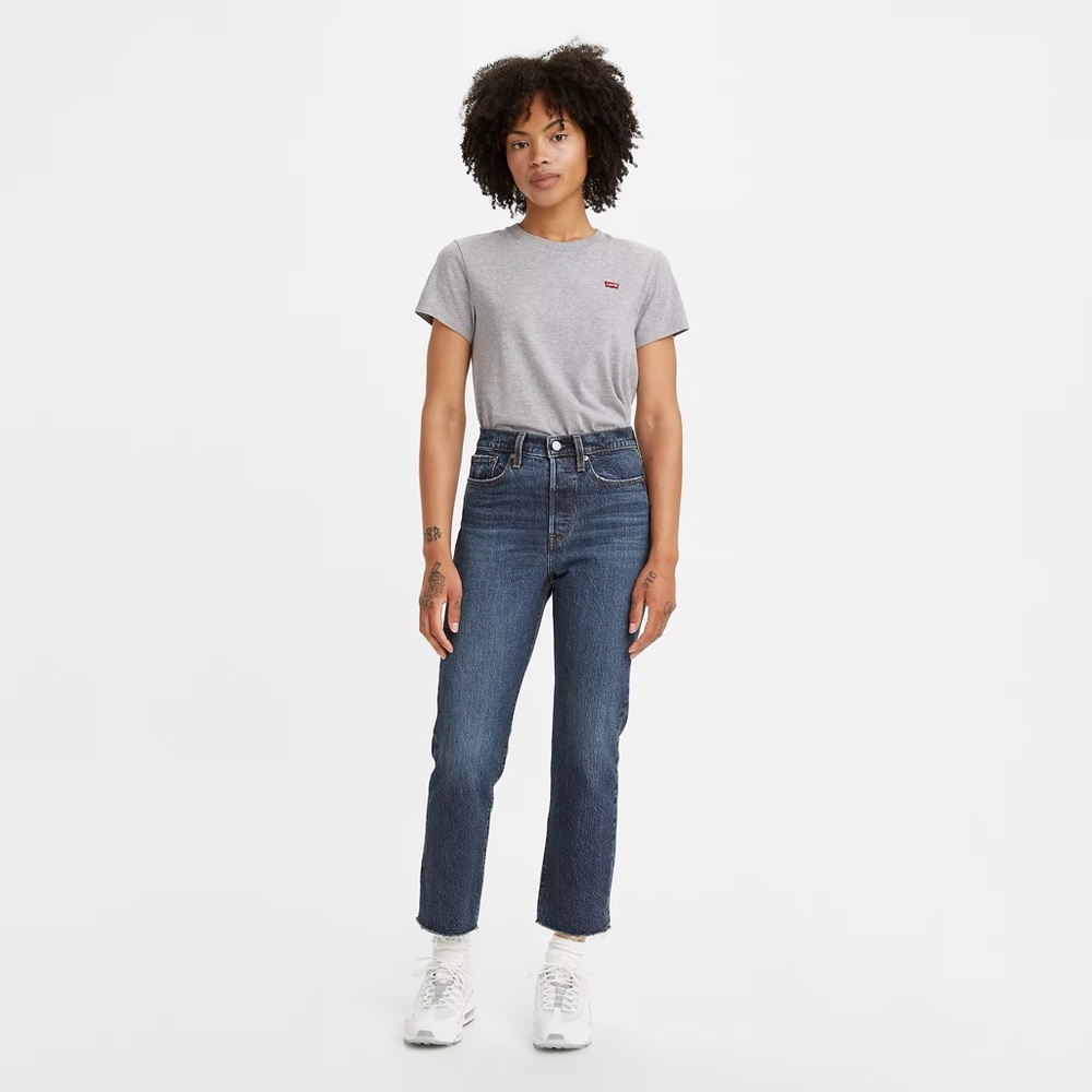 NWT Levi’s Wedgie Straight Leg Dark Wash Jeans, Size 12 (31) Short
